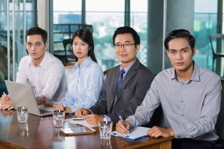 Employer of Record (EOR) vs Professional employer organization (PEO)