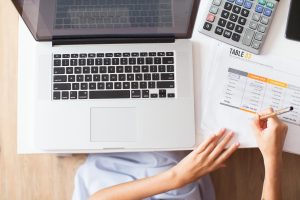Menghitung Kehadiran Timesheet Karyawan